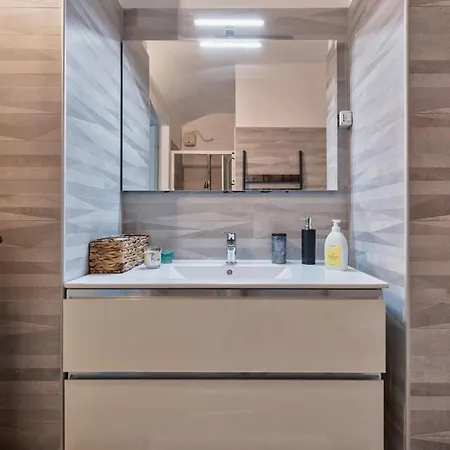 Center Noe Апартаменты