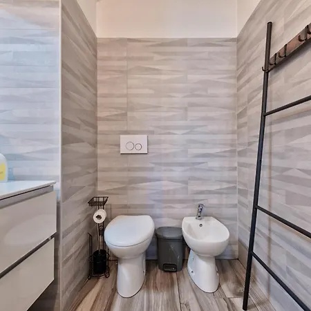 New Center Noe * Τορίνο